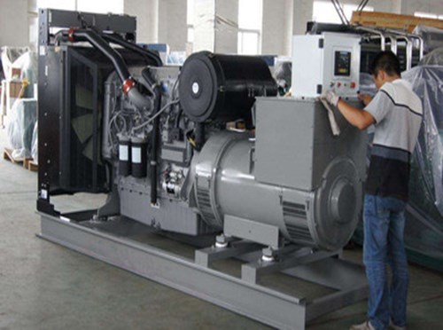 乳山柴油发电机空气滤清器堵塞会对发电机组产生哪些影响？