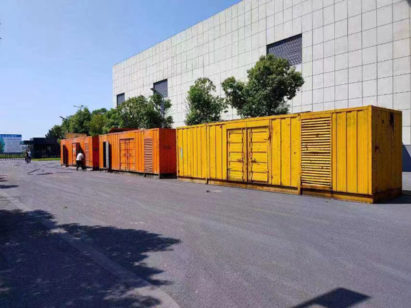 乳山环境温度变化对柴油发电机组的性能有哪些具体影响？